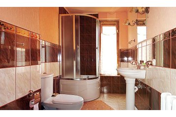 Ukrajina Privát Malyj Bereznyj, Eksterier